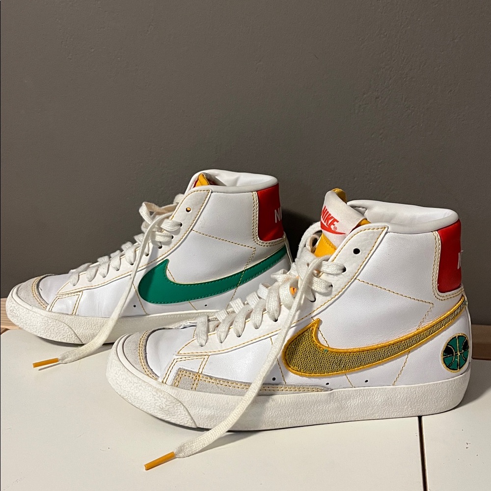 Nike Blazer Mid GS 'Roswell Rayguns' Youth 4 Basketball